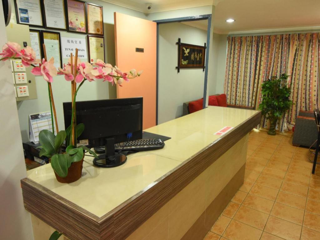 Oyo 89642 Highway Inn Mukah Dış mekan fotoğraf